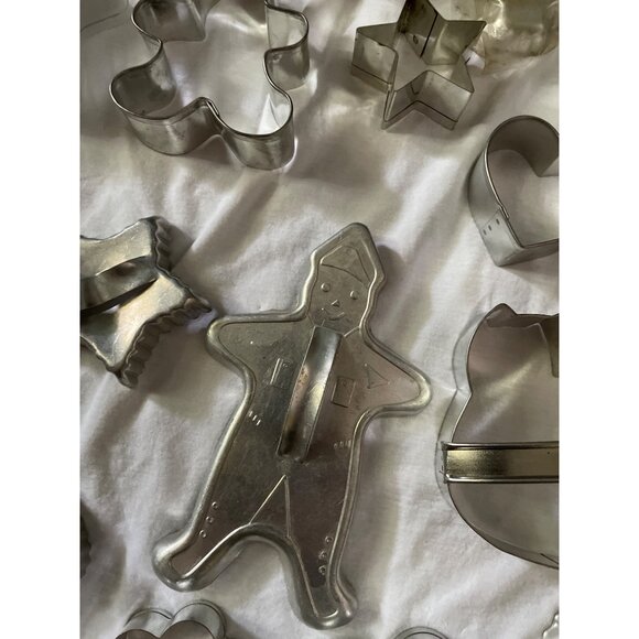 Vintage & Modern Metal Cookie Cutter Collection All Metal Holiday - Picture 13 of 16